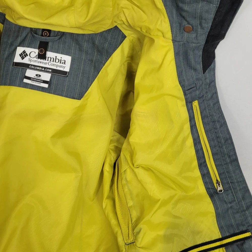 Columbia Gray Yellow Striped Ski Snowboard Coat Size Small In Women's